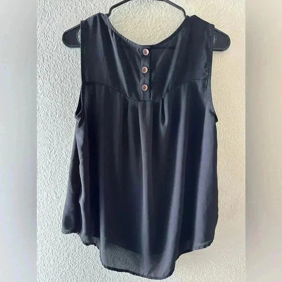 ActiveUSA tank top - Picture 2 of 5